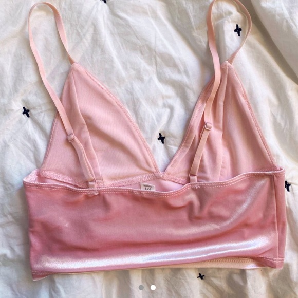 Cute top - Picture 2 of 4